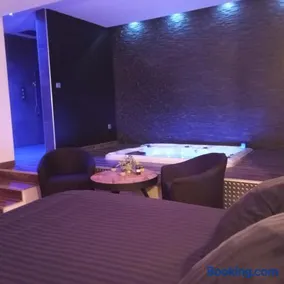 chambre romantique avec spa privatif - Image 2