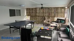 Private Villa with Pool and Sauna - Image 4