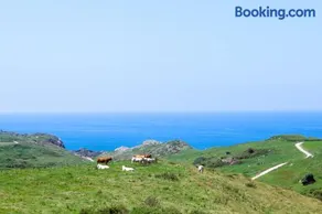 Apartamentos El Prau - Image 2