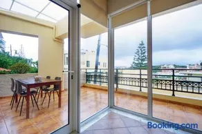 Sunny Apartment - Image 1