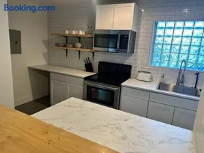 The Cottage - Image 2