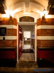 Apart Hotel Rugby -Self Check In- - Image 4