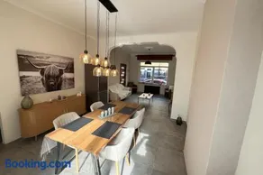 Maison cosy avec terrasse et jardin - Aéroport gare - Image 4