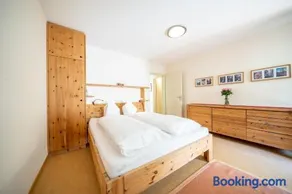 2205 Schoen eingerichtete Wohnung mit stilvollem Flair - Image 3