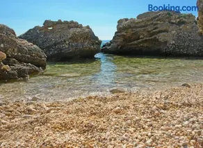 MaraMare Apartments - Image 3