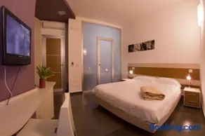 Ragusa Inn - Image 1