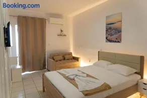 Panagiota Lounge Sea View - Image 3