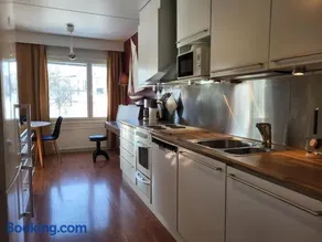 Cosy two rooms apartment in Helsinki with free parking - Image 3