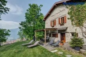 Nini's Home - Image 1