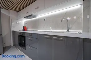 Loft 53- Urban Stay by MPS - Image 2