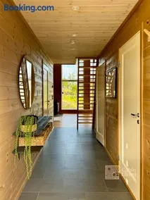 Cozy cabin on Sjusjølia by the trail network sauna - Image 3