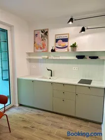 City-Centre appartment - Image 5