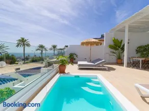 Pasitoblanco Porto Mare 44 Seaview Villa private heated pool - Image 3