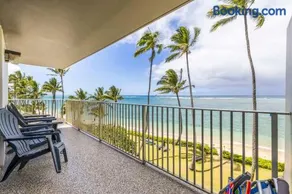 Amazing Beachfront Condo with AC - Image 3