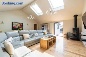 Hillside Lodge, Tor Farm - Image 2