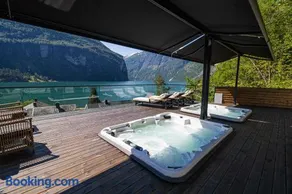 Grande Fjord Hotel - Image 2
