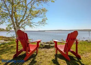 Lake view studio for 4 people with Free parking & WiFi - Image 1