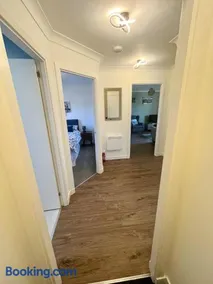 2 bedroom apartment Portree - Image 4