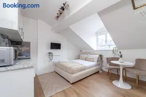 Arte Stays Serviced Apartments Premium Studios, Finsbury Park - Image 2