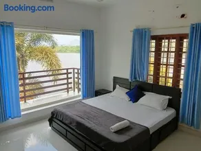 Nvoyages Lake View Cottage - Image 2