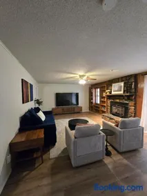 Village Harbor home - Image 2