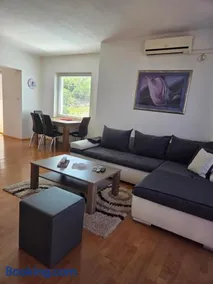 Apartments Velic - Image 2