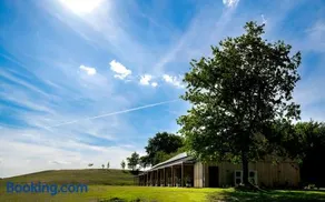 Binowo Park Golf Garden Rooms - Image 3