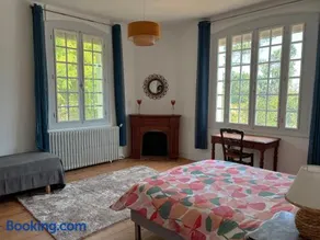 Chambre spacieuse - Image 2