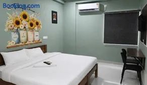 FabHotel Imperial Heights - Image 2