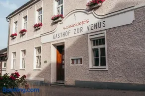 Gasthof zur Venus by Mistelbauer - Image 1