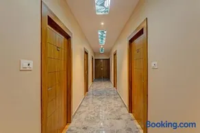 Hotel O Royal Regency Palace - Image 1