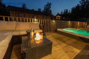 Settlers Lodge - Image 2