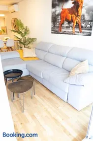 El Toro Apartments - Image 2