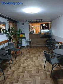 Hostel 22 - Image 4