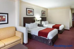 River Bluff Hotel and Conference Center - Image 2