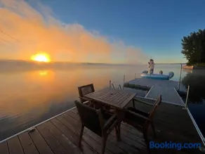 Waterfront Relaxation & Adventure - Albert - Image 1