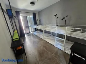 SUBTUB Hostel Makarska - Image 2