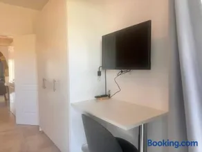 Il Castello Suites - Image 2