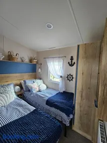 Jurassic Bliss - stylish static caravan with partial sea view at Durdle Door - Image 3