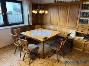 Ferienhaus Natternberg Spacious apartment large living room 4 bedrooms garden quiet near Deggendorf - Image 4