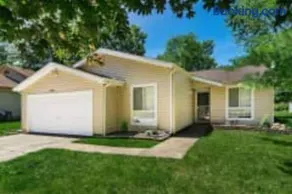 The Spacious Hilliard House - Image 4