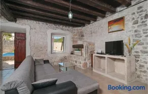 Holiday Home Pucisca Gospe Lurdske - Image 3