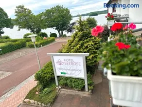 Hotel Seerose Bad Malente - Image 2