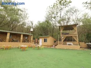 Veranda hillside retreat - Image 3