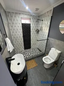 Studio Seabiscuit - Image 4