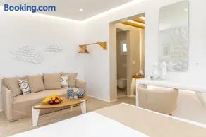 Angeliki Apartments - Image 1
