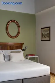 Residenza Roccamaggiore - Image 1