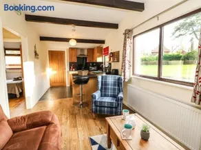 Primrose Lodge - Image 1