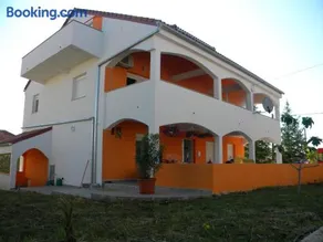 APARTMANI LIVK - Image 1