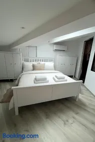 Maison de village, cœur de Vias - Image 2